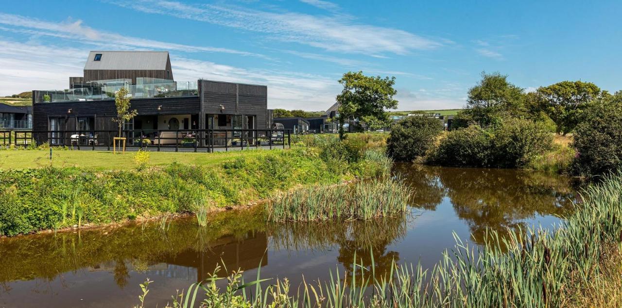 Retallack Resort & Spa Padstow Exterior foto The River Wye at Monmouth
